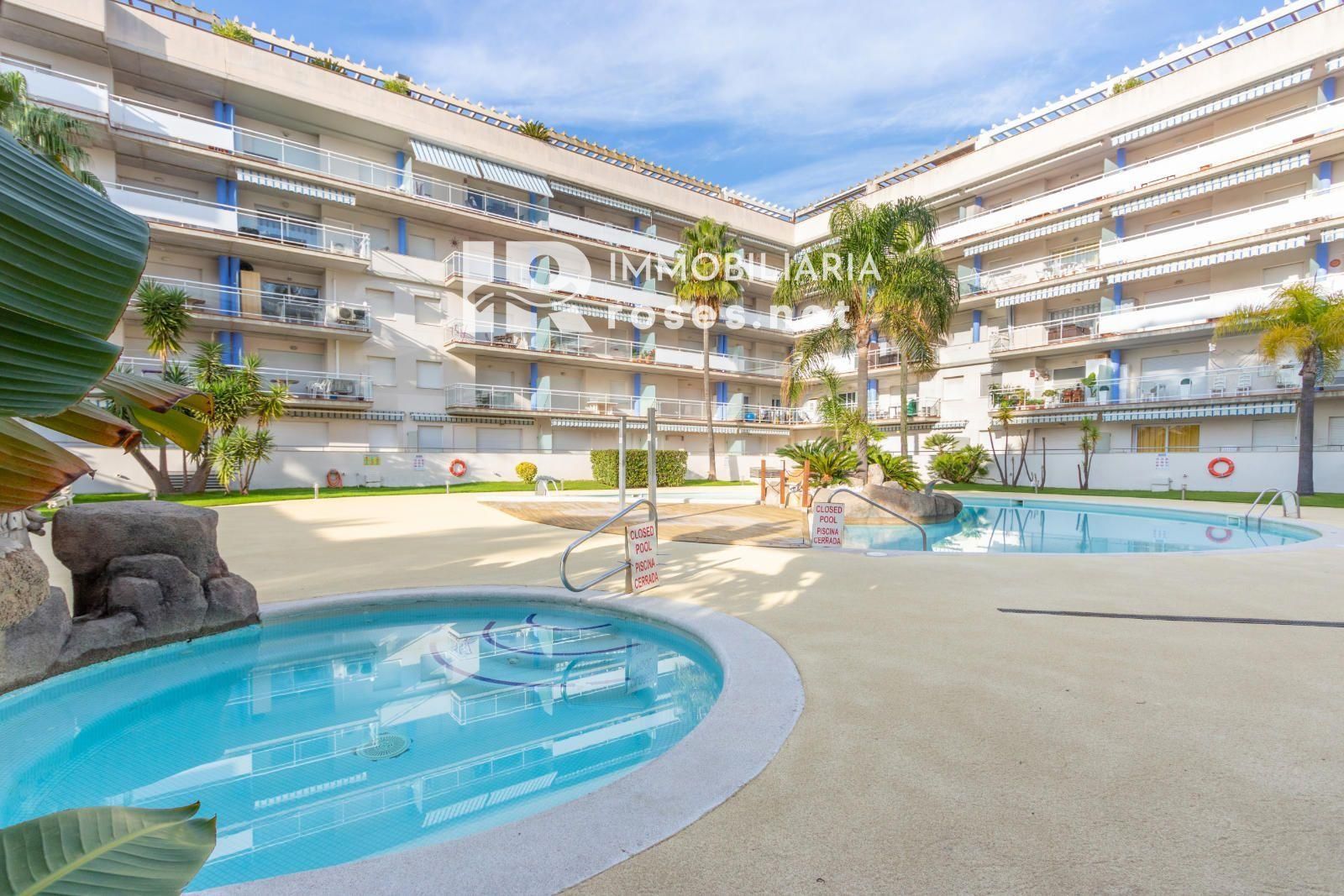 PORT CANIGÓ II Elegante apartamento de 1 dormitorio con terraza y vistas al canal
