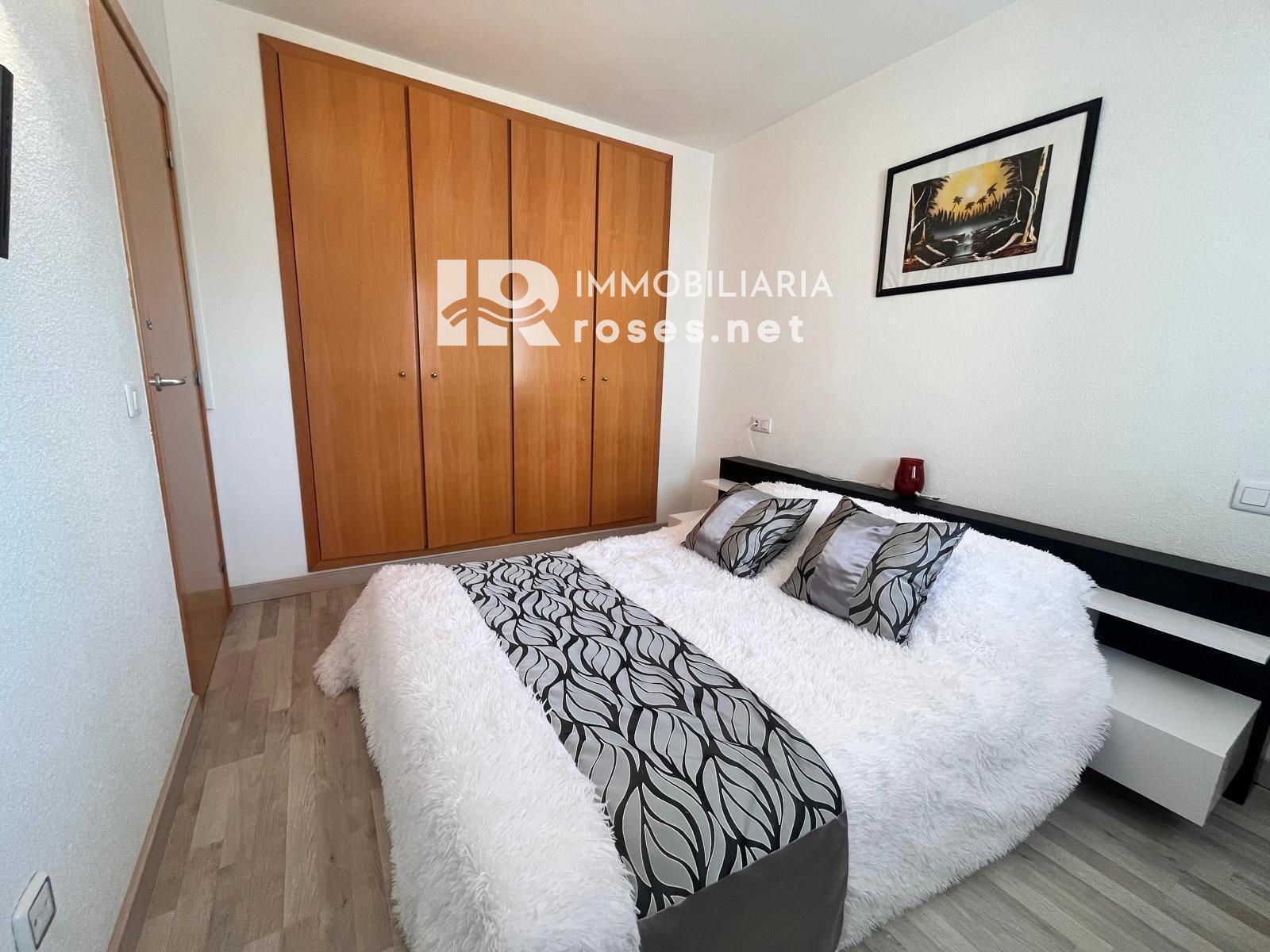 PORT CANIGÓ II Elegante apartamento de 1 dormitorio con terraza y vistas al canal