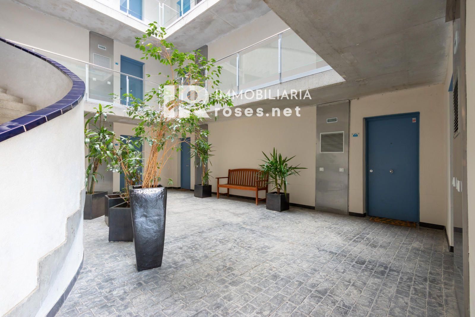 PORT CANIGÓ II Elegante apartamento de 1 dormitorio con terraza y vistas al canal