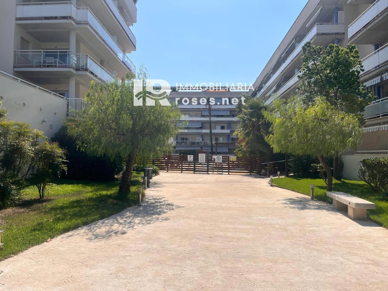 PORT CANIGÓ II Elegante apartamento de 1 dormitorio con terraza y vistas al canal