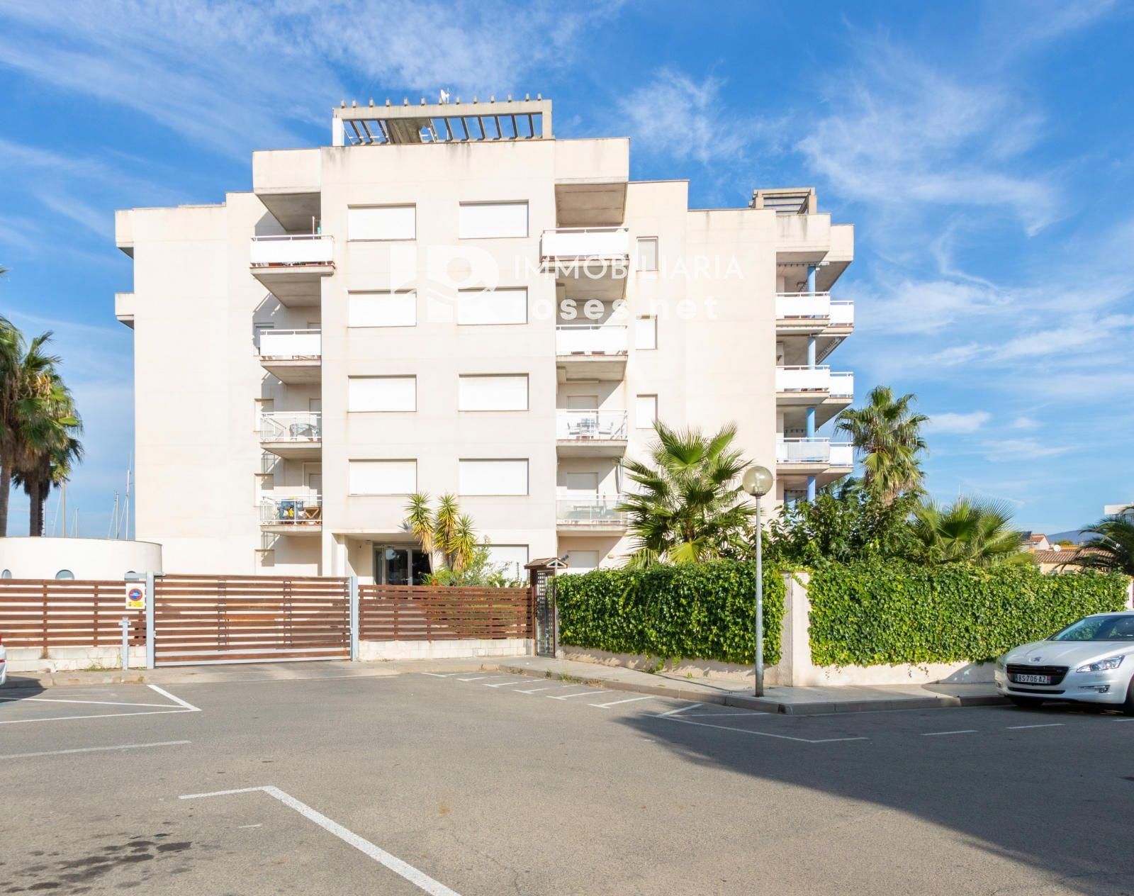 PORT CANIGÓ II Elegante apartamento de 1 dormitorio con terraza y vistas al canal