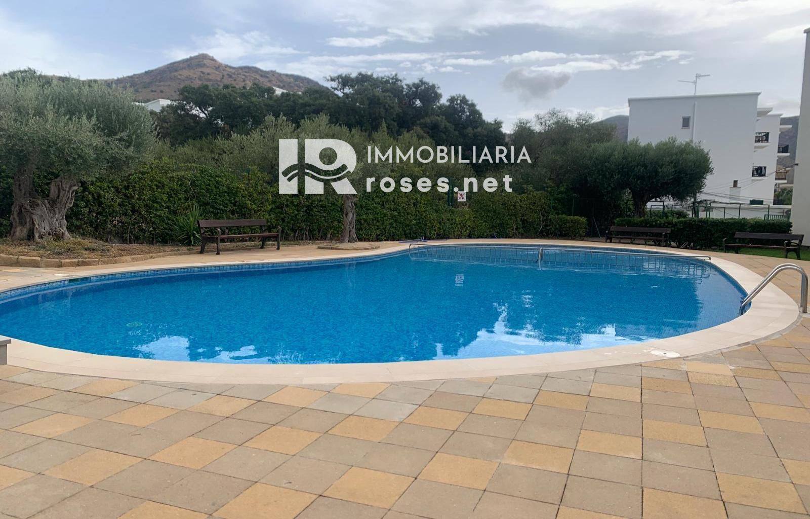 PRECIOSO APARTAMENTO EN MAS OLIVA DE ROSAS