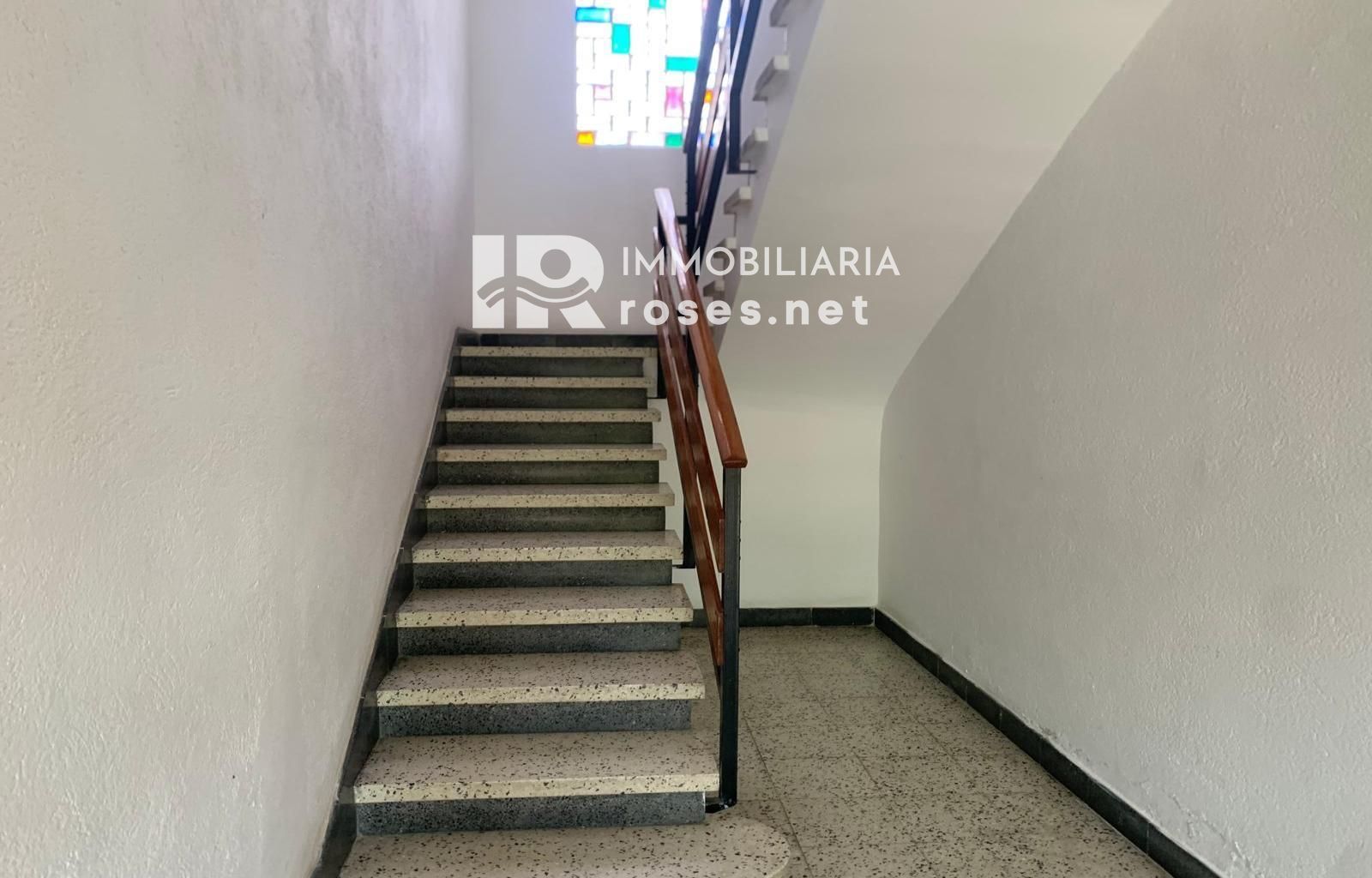 PRECIOSO APARTAMENTO EN MAS OLIVA DE ROSAS