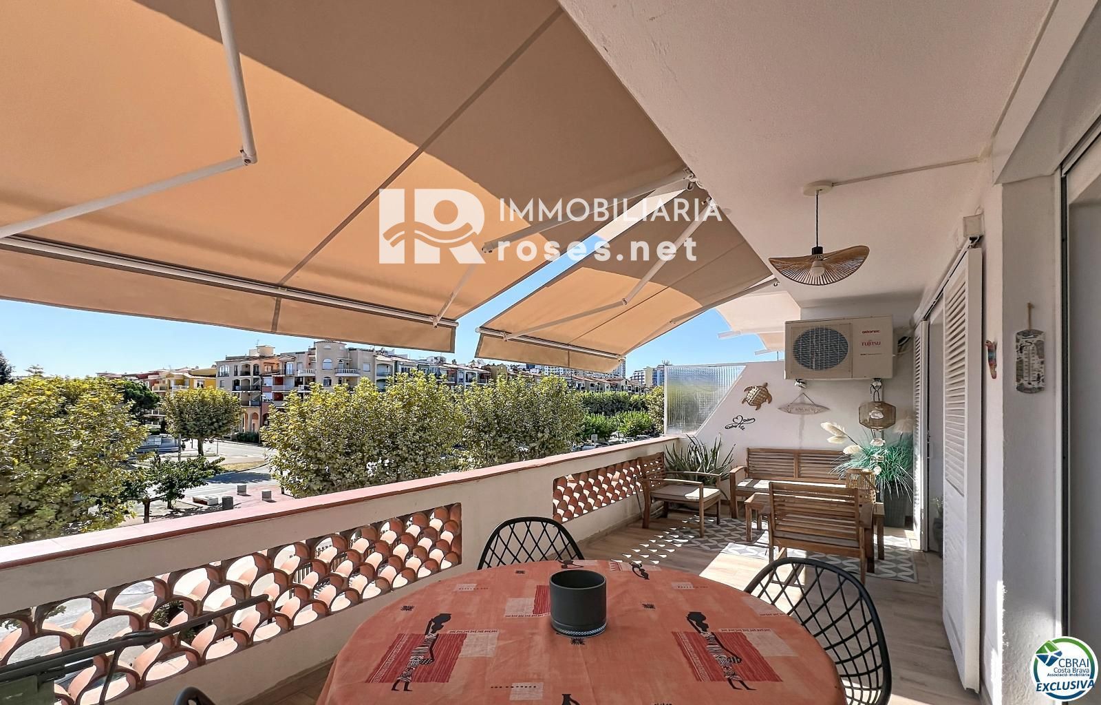 Wohnung - Apartment zu verkaufen Empuriabrava, Girona. Ref: 3951. Immo roses.net