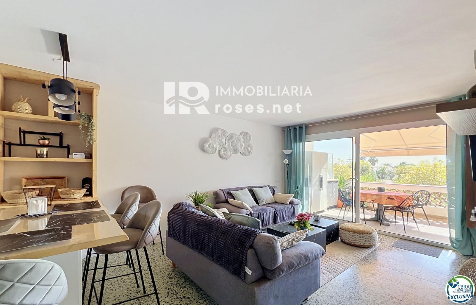 Apartamento reformado con terraza a 150 m de la playa – Empuriabrava - Foto 7