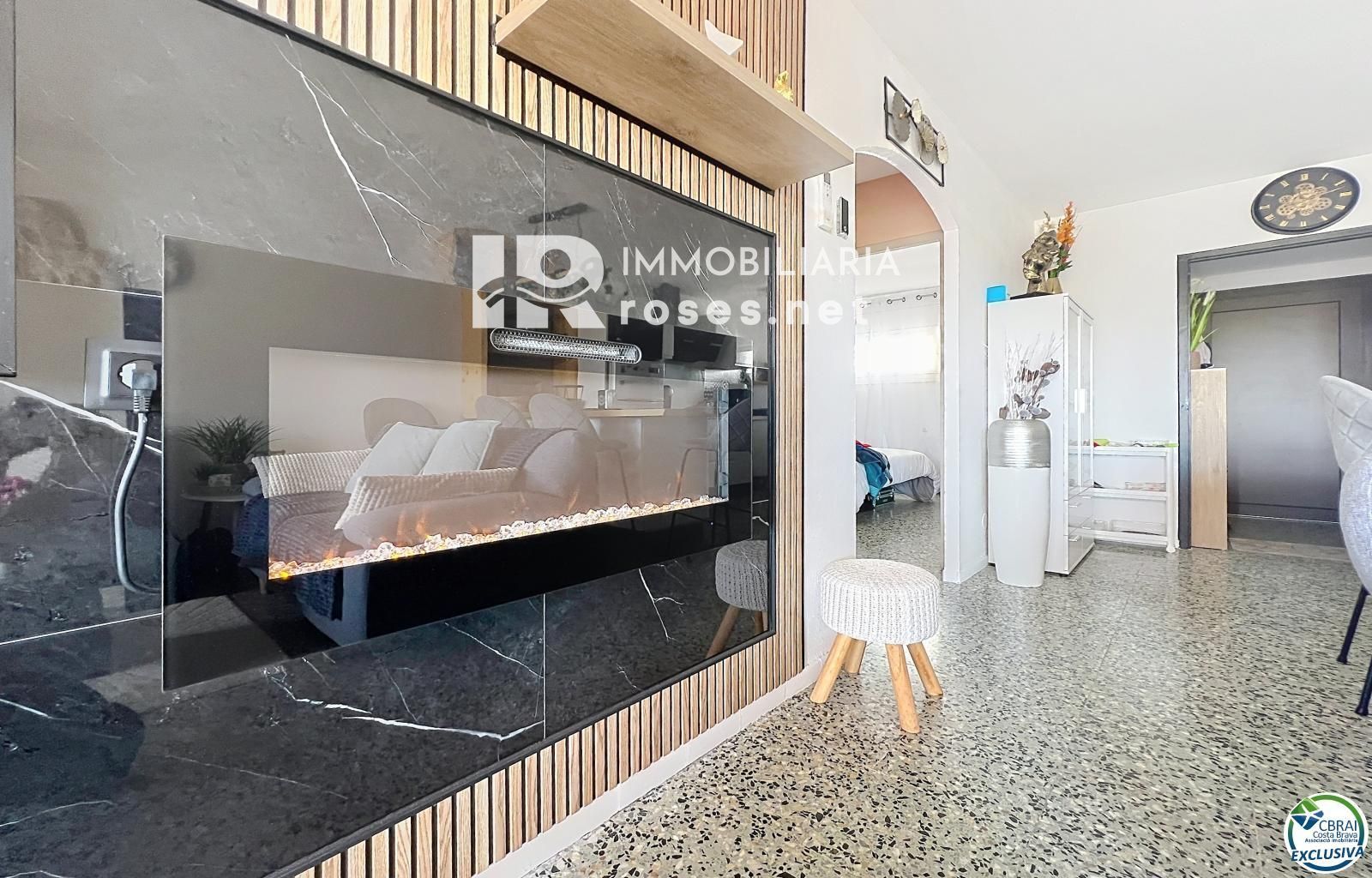 Apartamento reformado con terraza a 150 m de la playa – Empuriabrava - Foto 8