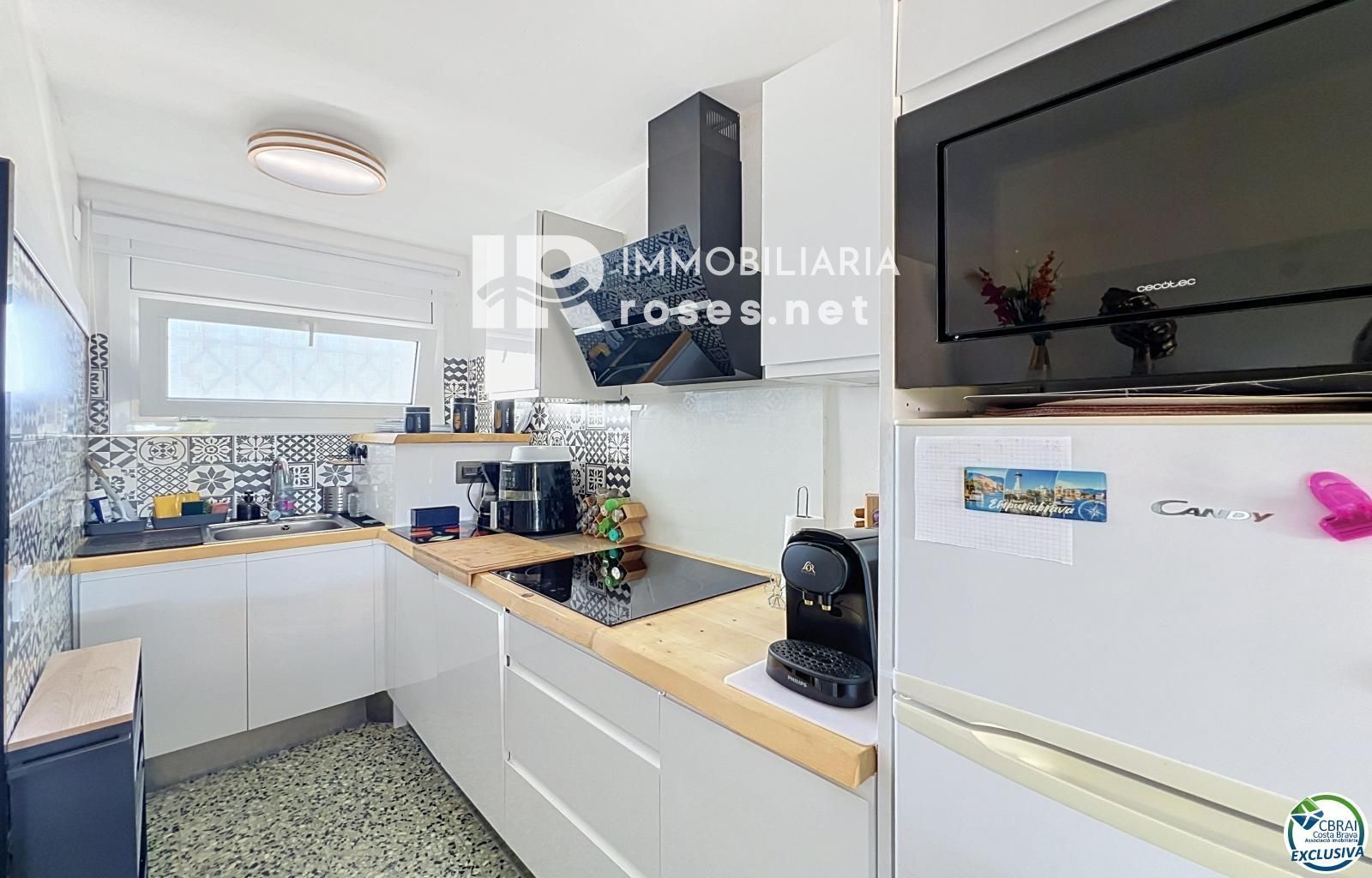 Apartamento reformado con terraza a 150 m de la playa – Empuriabrava - Foto 11