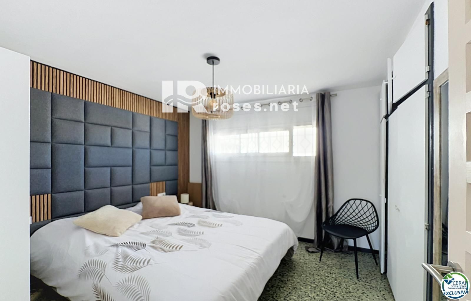 Apartamento reformado con terraza a 150 m de la playa – Empuriabrava - Foto 13