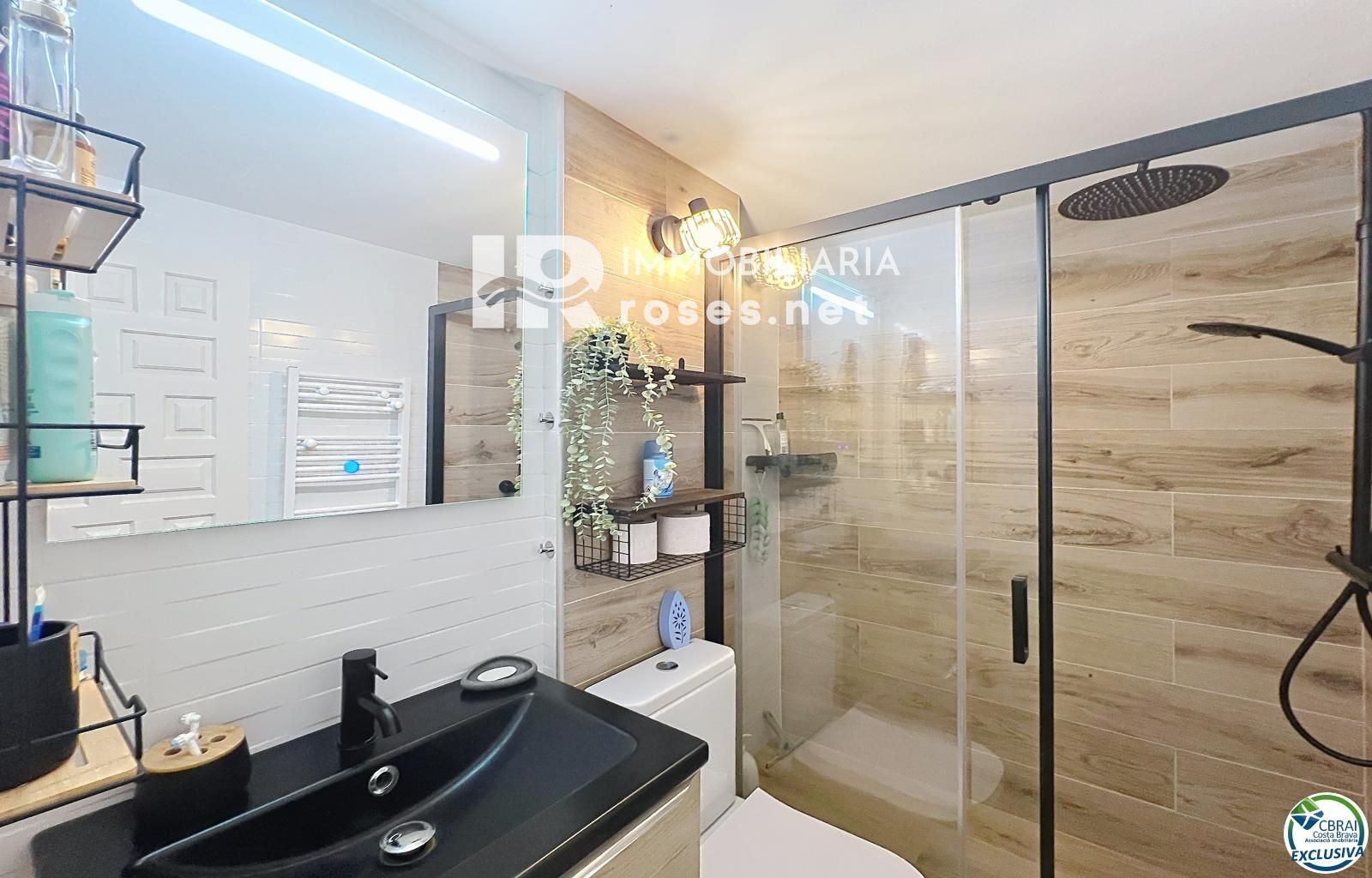 Apartamento reformado con terraza a 150 m de la playa – Empuriabrava - Foto 16