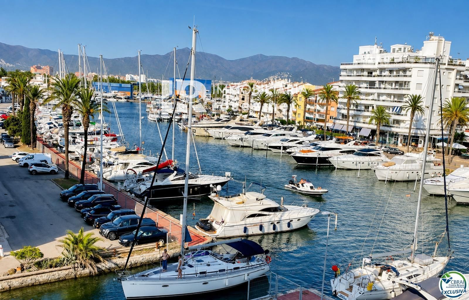 Apartamento renovado con terraza y vistas al canal y al mar - Foto 13