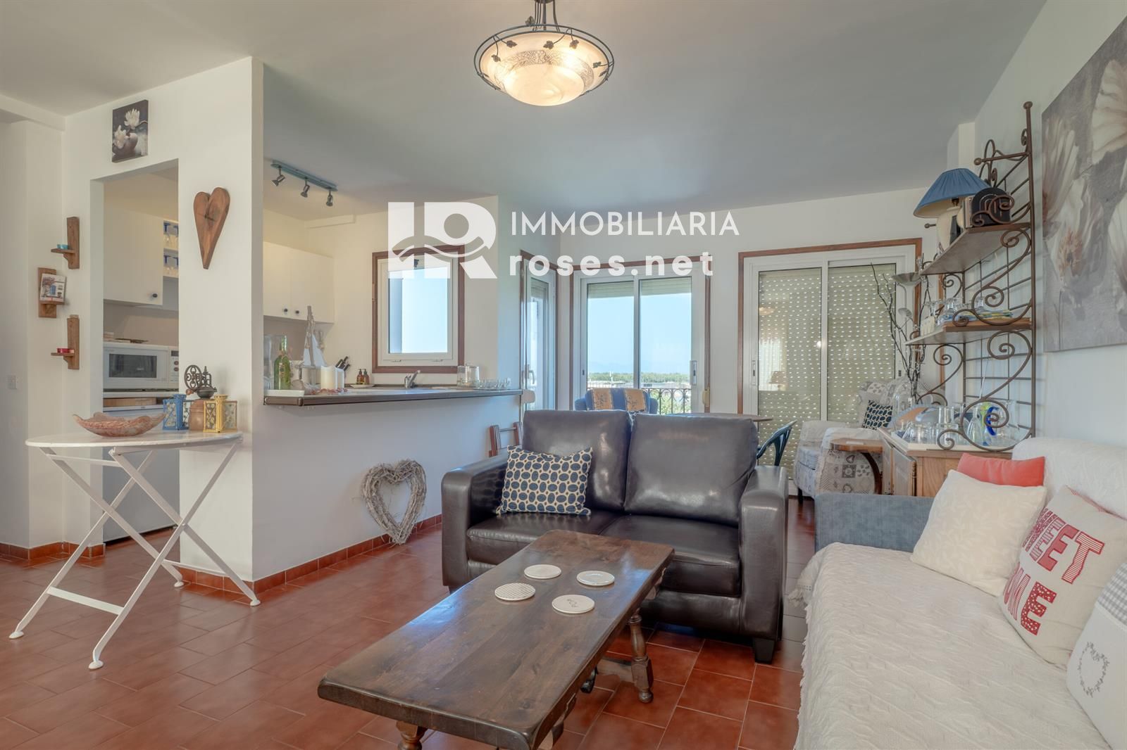 Appartement situé sur la troisième ligne de mer avec piscine, jardin et parking - Foto 4