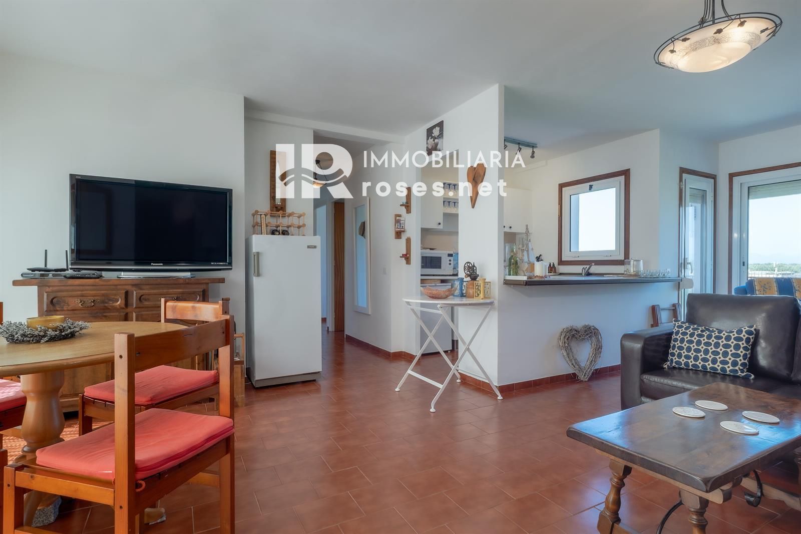 Appartement situé sur la troisième ligne de mer avec piscine, jardin et parking - Foto 7
