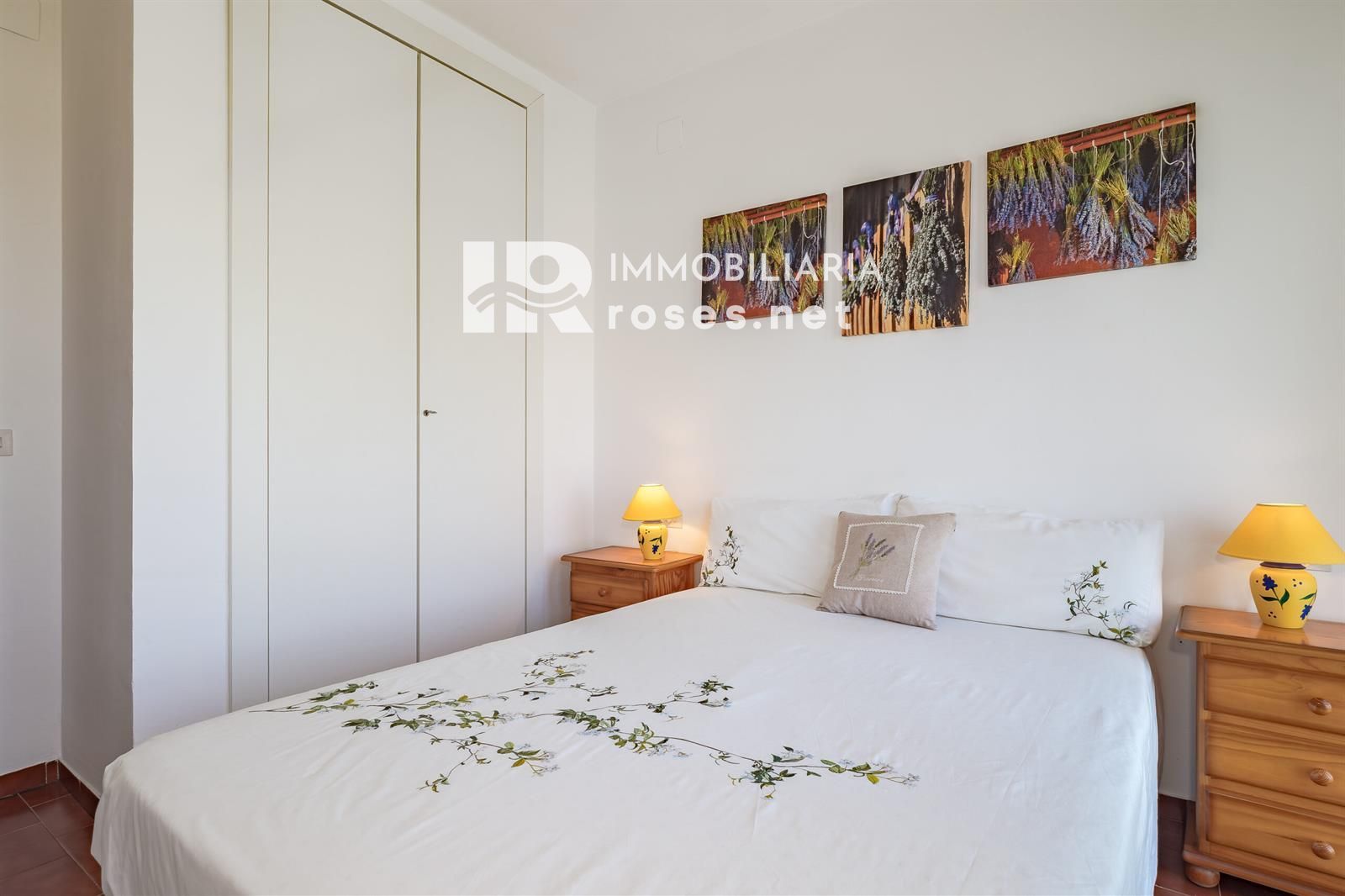 Appartement situé sur la troisième ligne de mer avec piscine, jardin et parking - Foto 15
