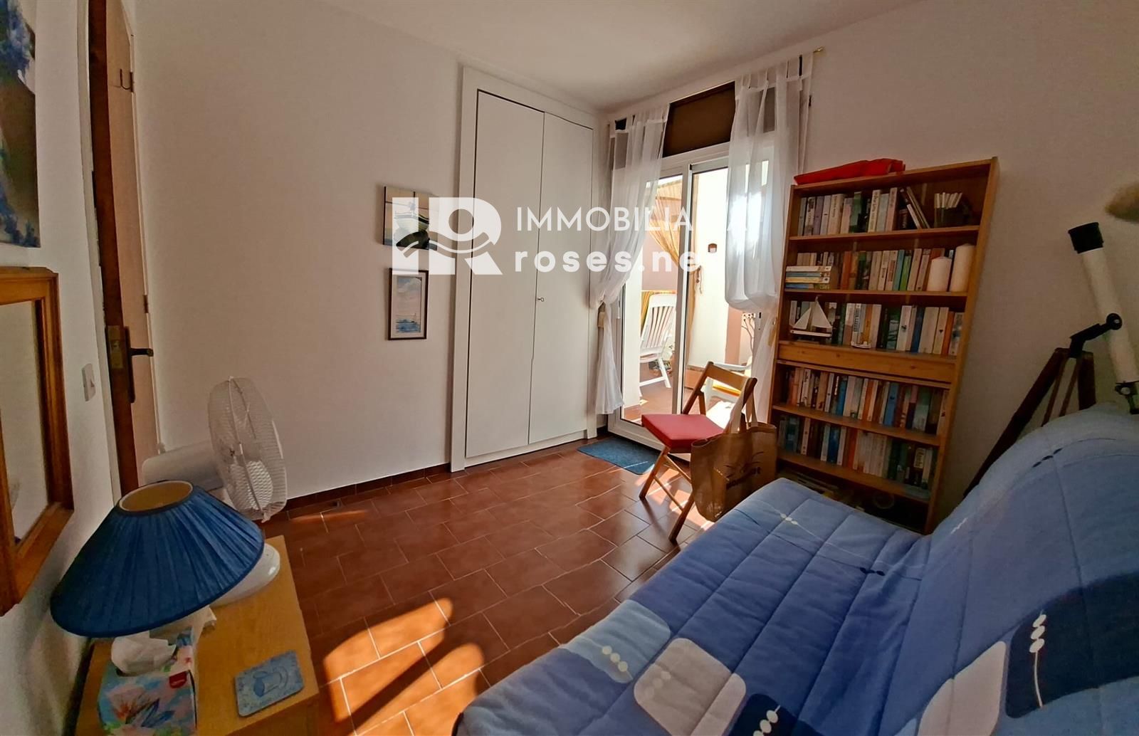 Appartement situé sur la troisième ligne de mer avec piscine, jardin et parking - Foto 24