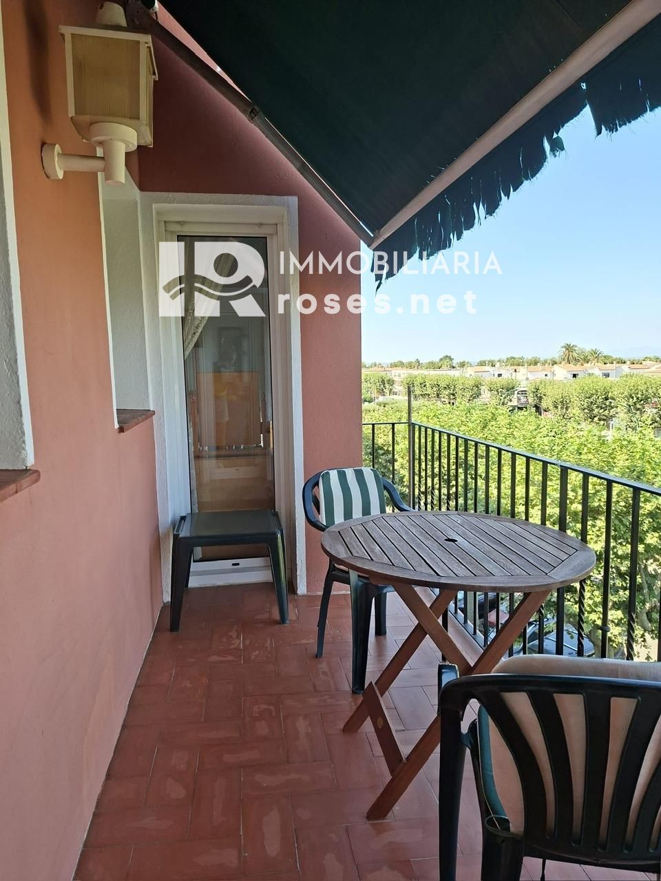 Appartement situé sur la troisième ligne de mer avec piscine, jardin et parking - Foto 25