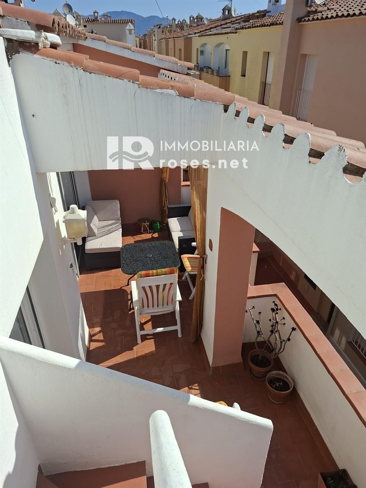 Appartement situé sur la troisième ligne de mer avec piscine, jardin et parking - Foto 28