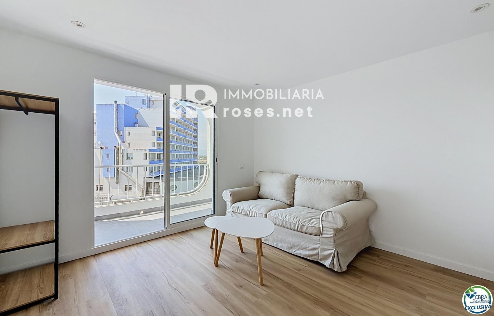 Apartamento en primera línea de mar en Empuriabrava - Foto 2