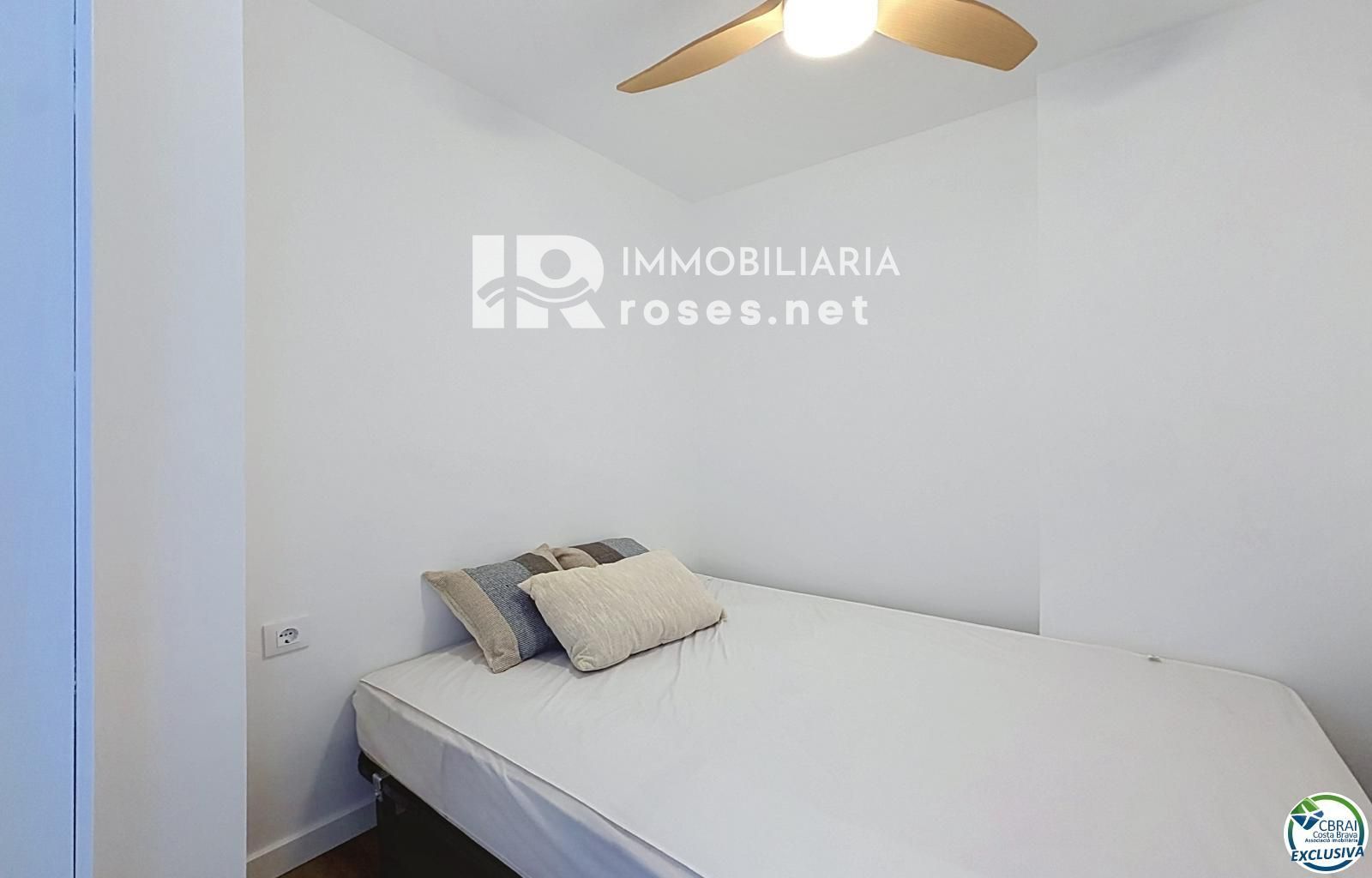 Apartamento en primera línea de mar en Empuriabrava - Foto 8