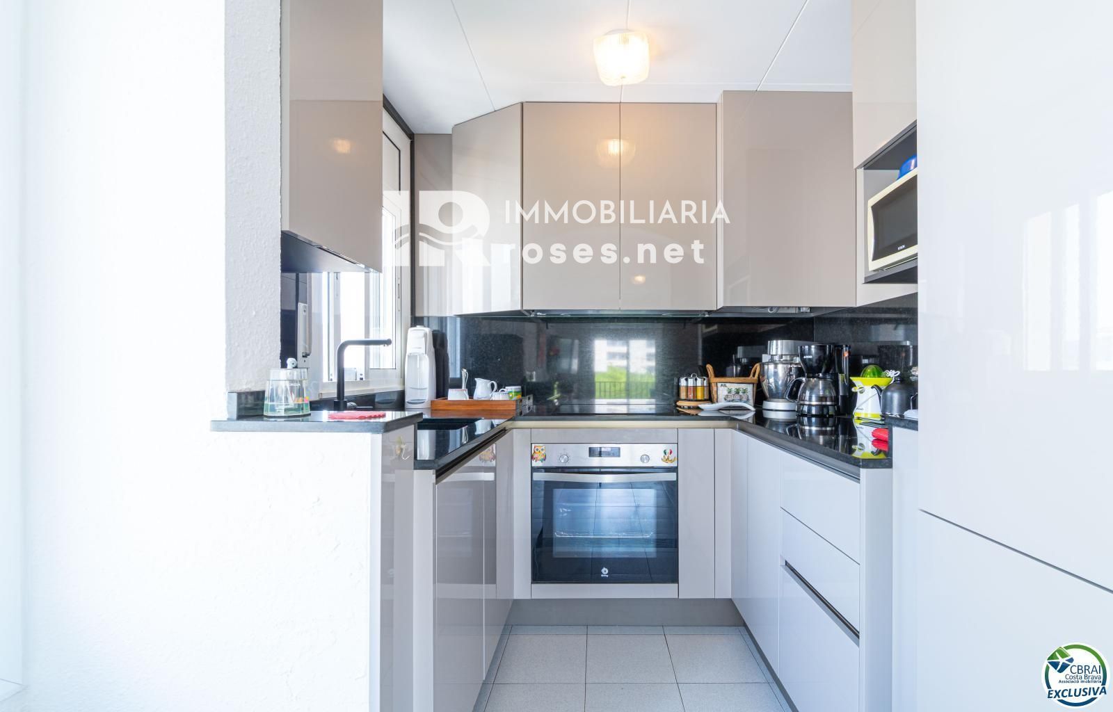 Magnífico apartamento con terraza y parking privado – Sector Salatar - Foto 9