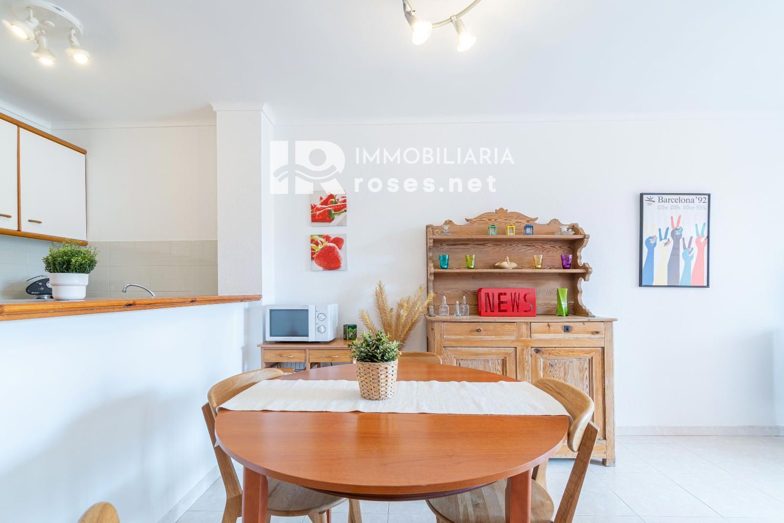 GRAN RESERVA Encantador apartamento a solo 50 metros de la playa, con piscinas, jardines comunitarios y licencia turística - Foto 9
