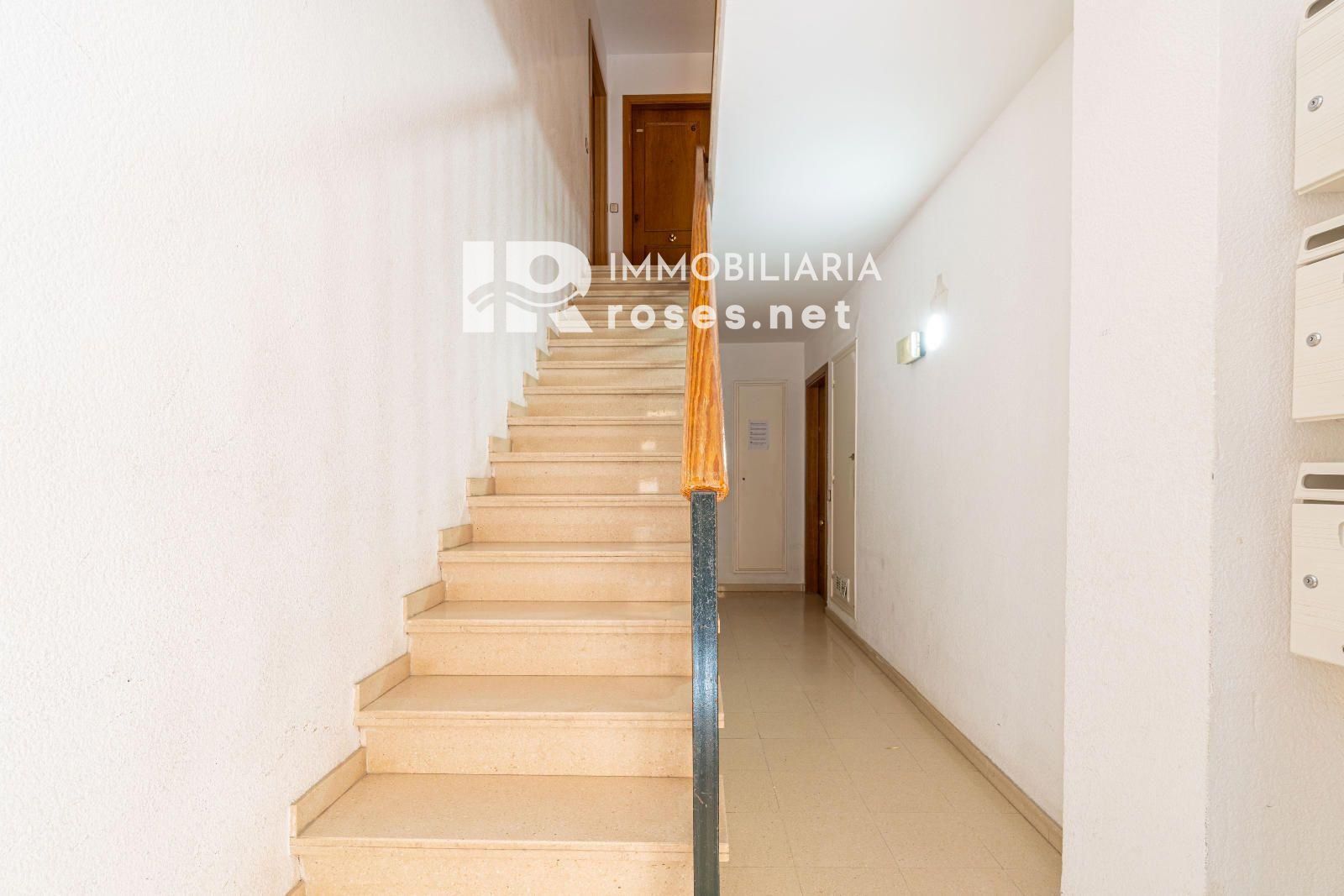 GRAN RESERVA Encantador apartamento a solo 50 metros de la playa, con piscinas, jardines comunitarios y licencia turística - Foto 21