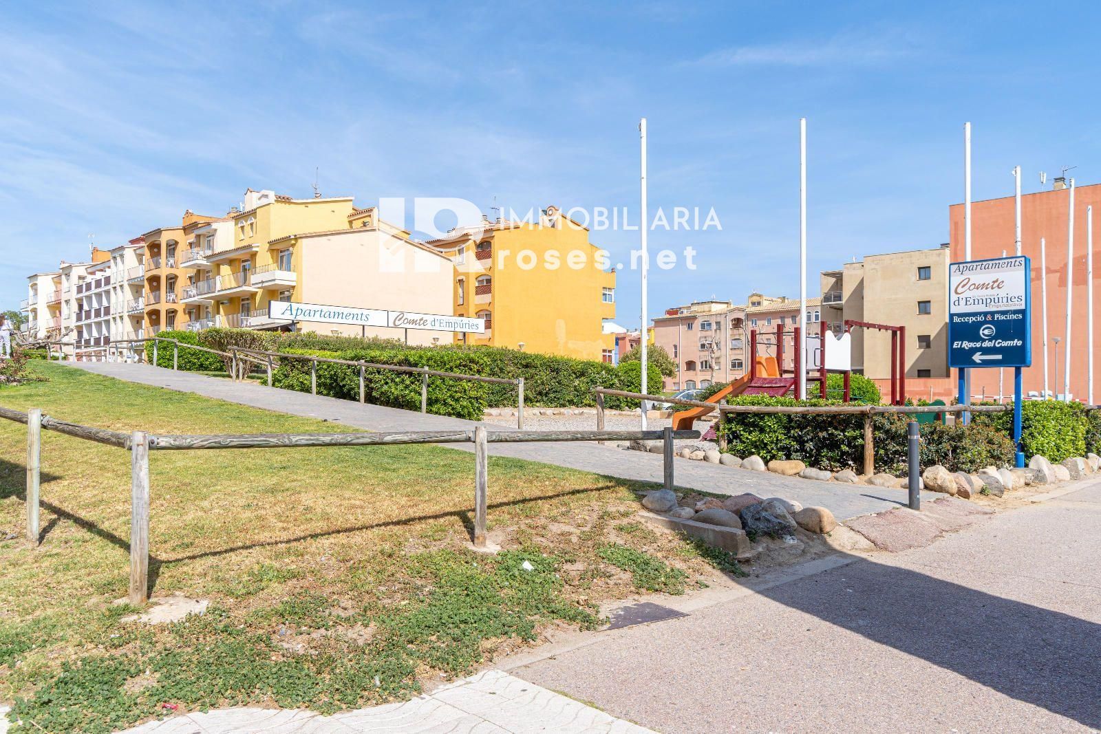 GRAN RESERVA Encantador apartamento a solo 50 metros de la playa, con piscinas, jardines comunitarios y licencia turística - Foto 24