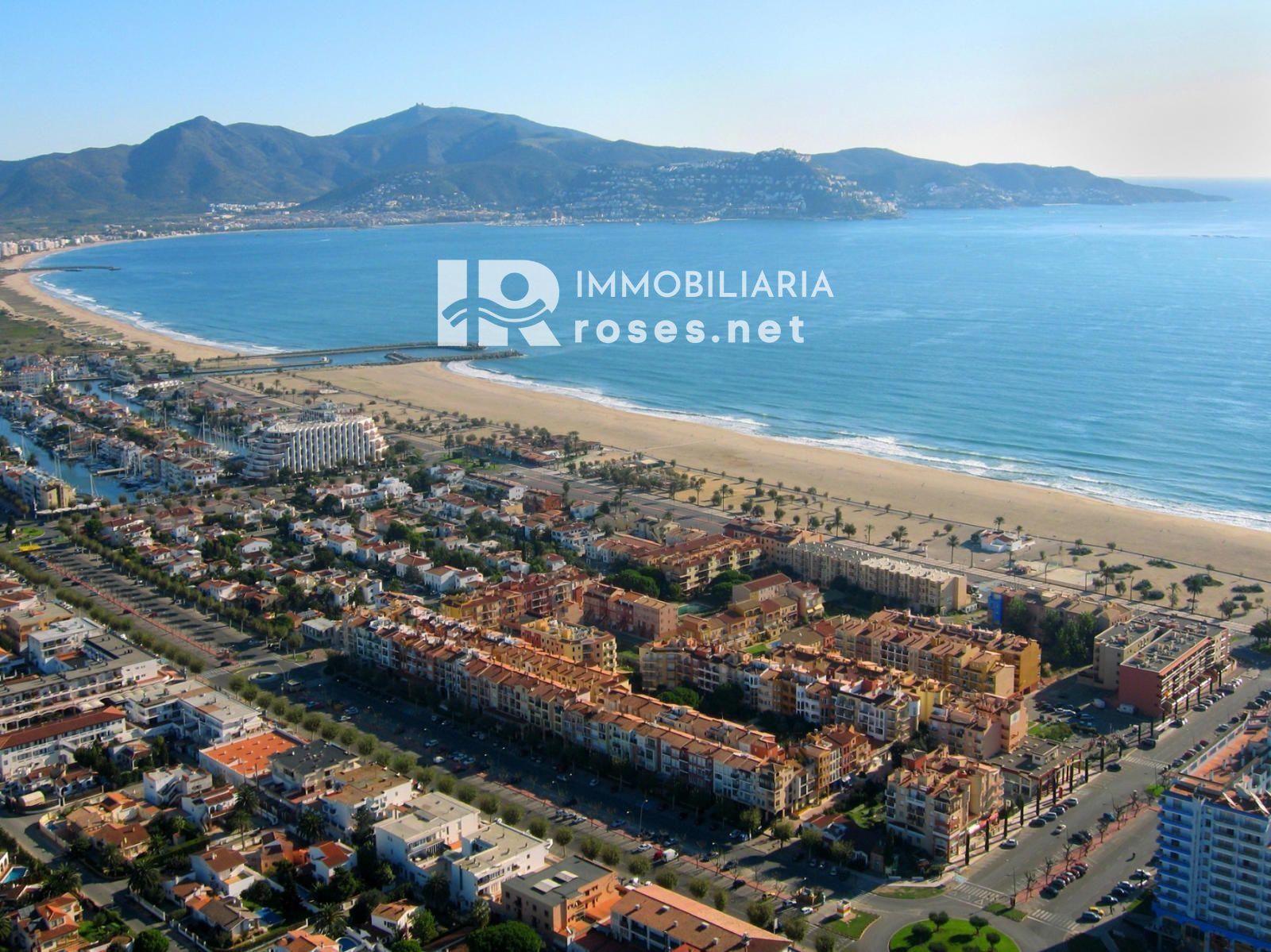 GRAN RESERVA Encantador apartamento a solo 50 metros de la playa, con piscinas, jardines comunitarios y licencia turística - Foto 29