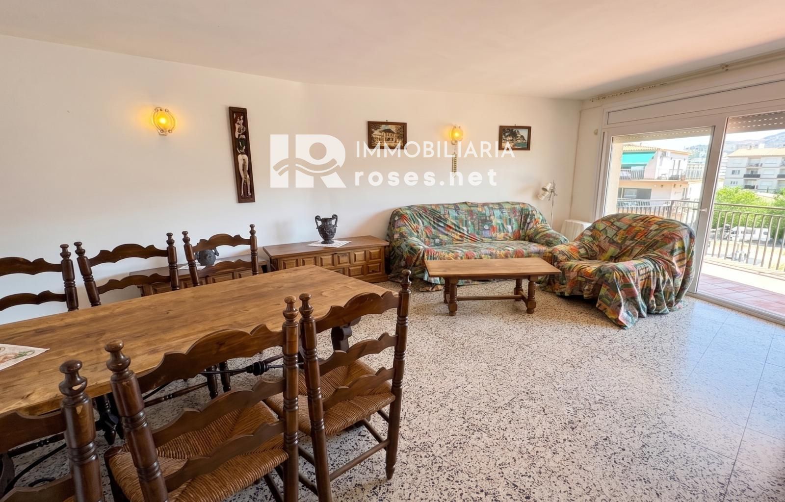 Apartamento luminoso con terraza — Última planta, Santa Margarita, Roses - Foto 10