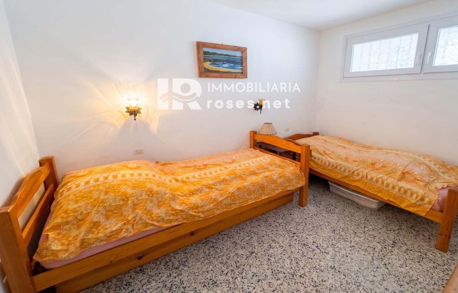 Apartamento luminoso con terraza — Última planta, Santa Margarita, Roses - Foto 15
