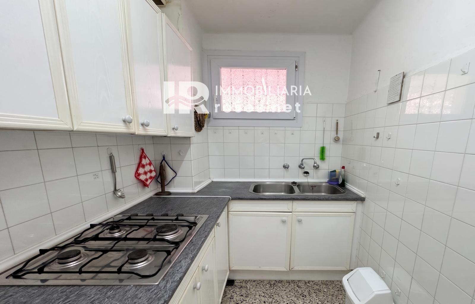 Apartamento luminoso con terraza — Última planta, Santa Margarita, Roses - Foto 17