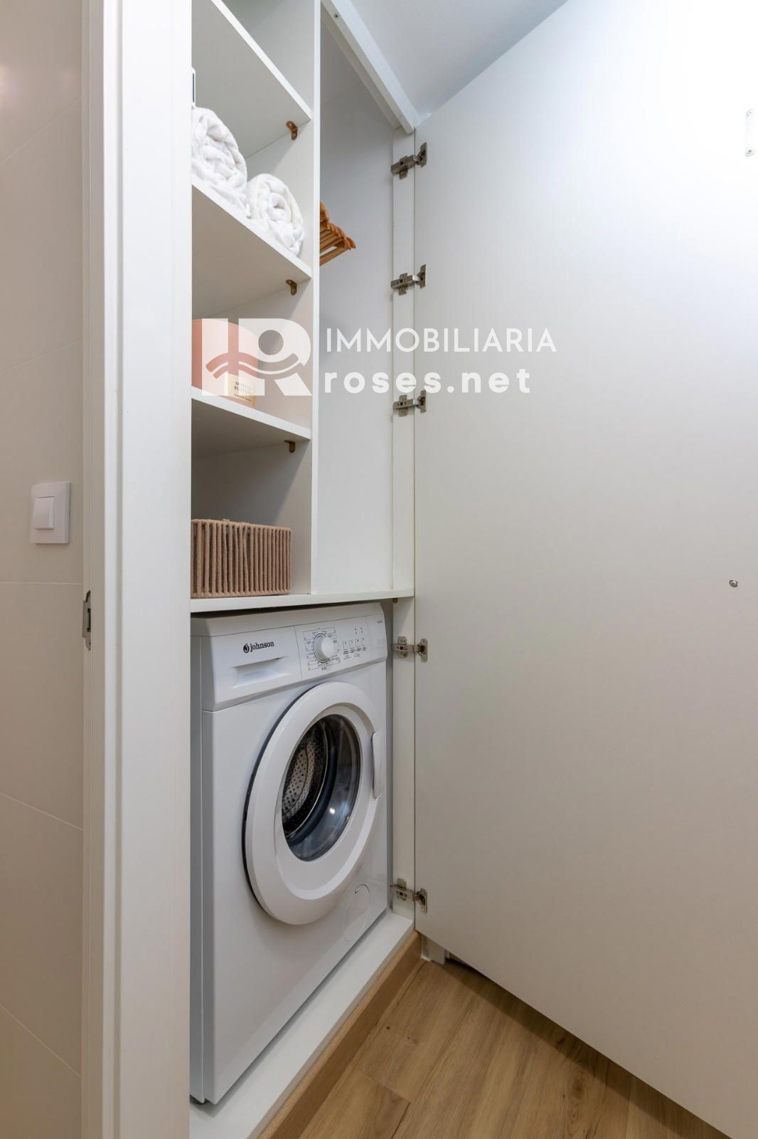 Komplett renoviertes Studio mit Schlafbereich, nur 50 Meter vom Strand entfernt und mit seitlichem Meerblick – Santa Margarita, Roses - Foto 15