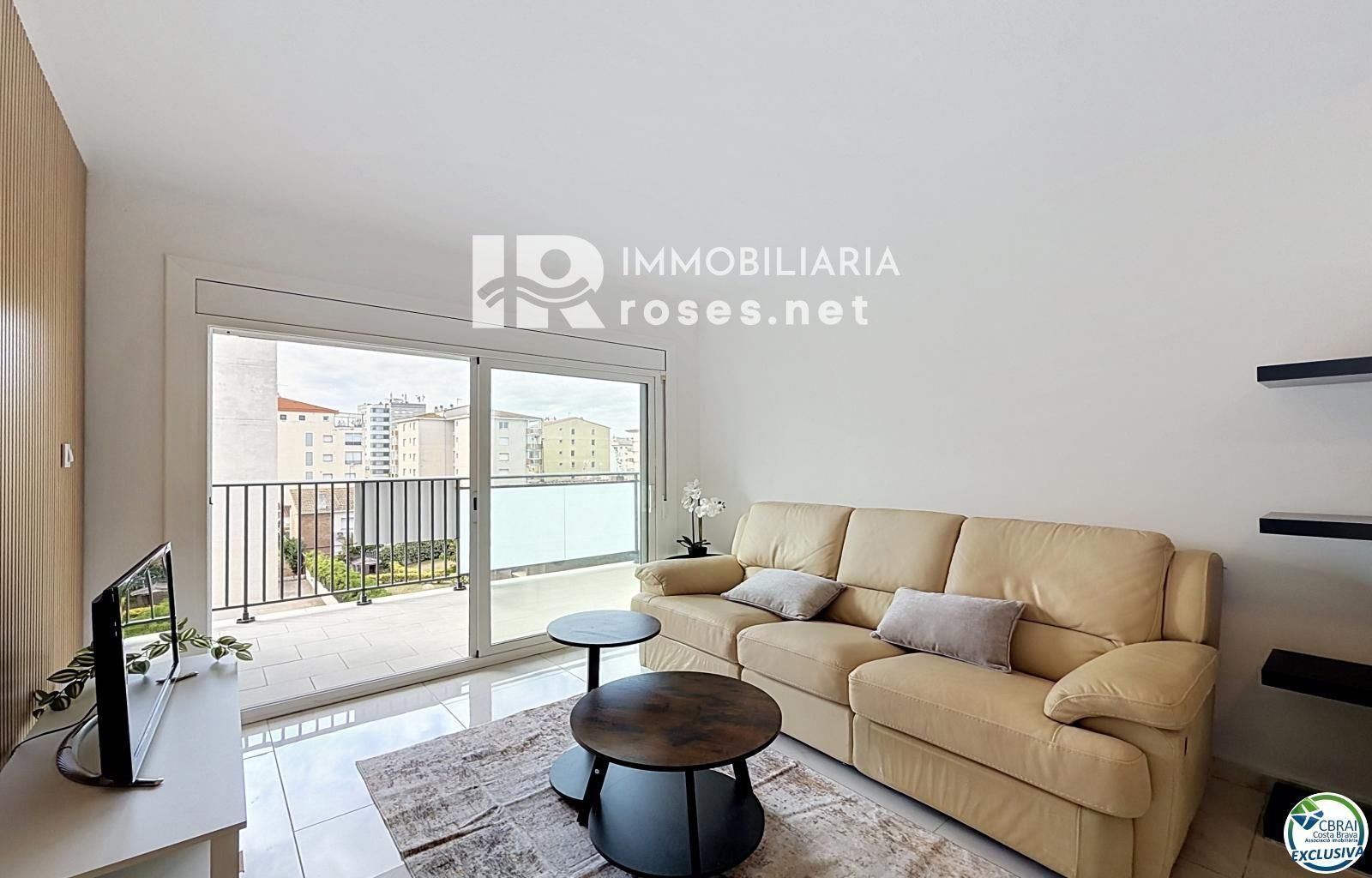 Apartamento 2 dormitorios renovado con terraza en Santa Margarida, Rosas - Foto 15