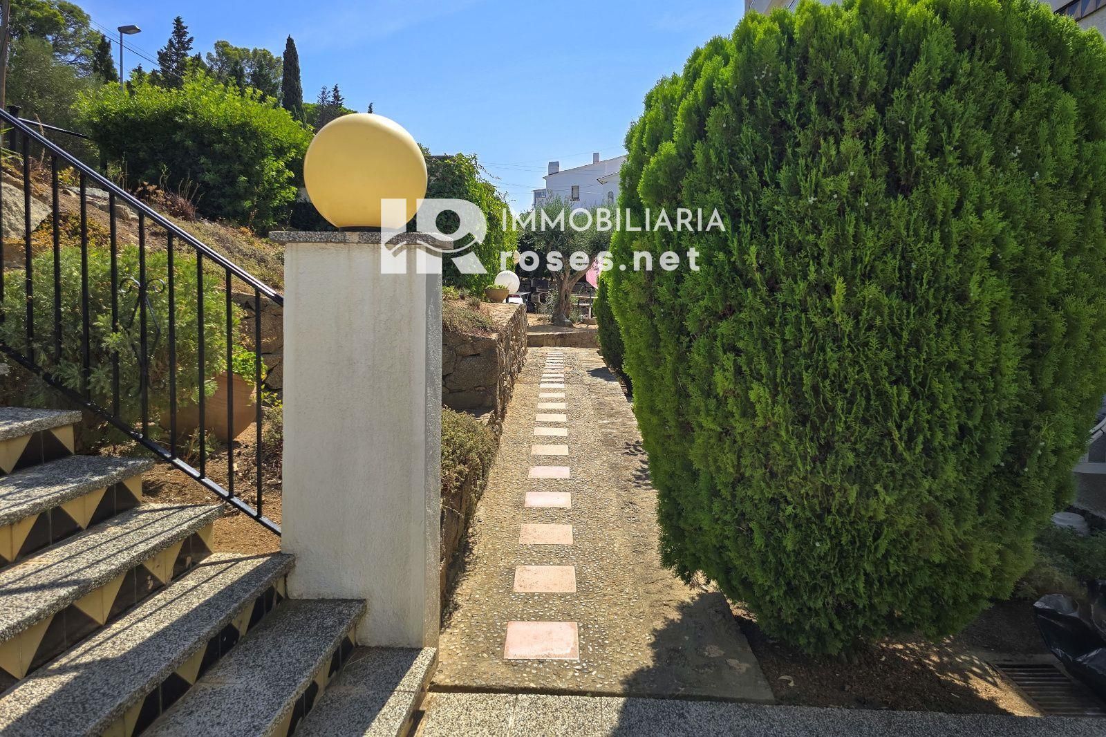 Descubre un lugar donde desconectar, disfrutar de la naturaleza y vivir Roses con calma. - Foto 21