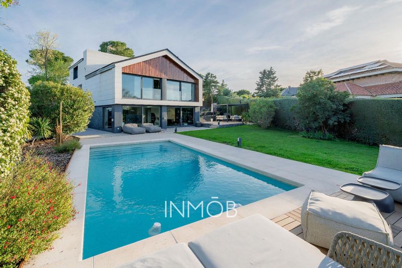 Detached Villa for rent Boadilla Del Monte, Madrid. Ref: 1111. Inmob Homes