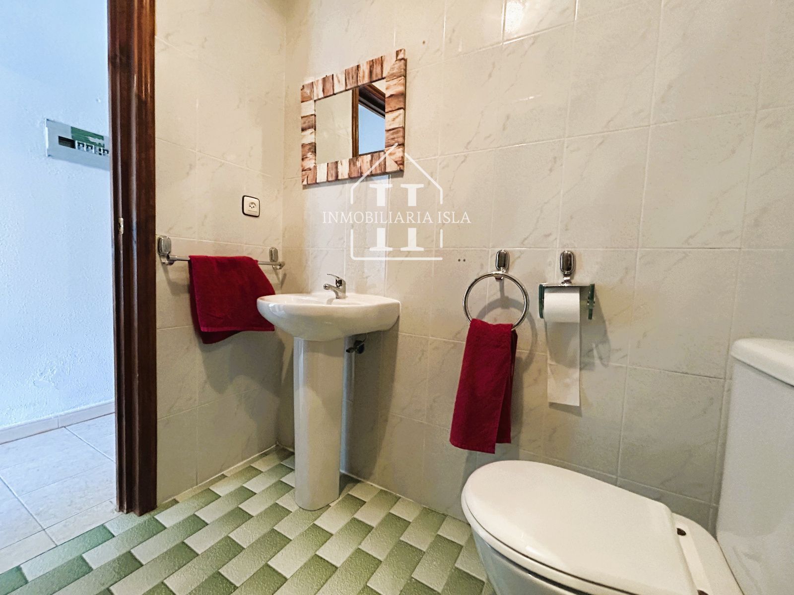 pisos en navaluenga ·  69900€
