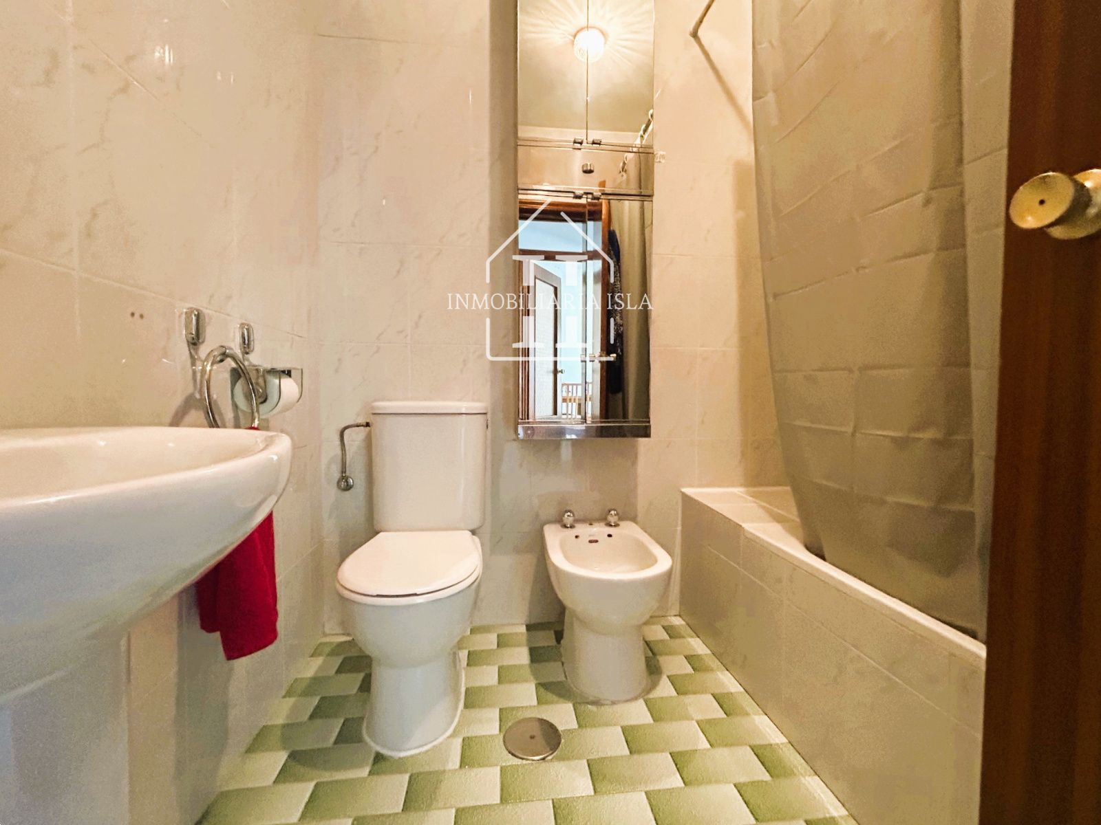 pisos en navaluenga ·  69900€