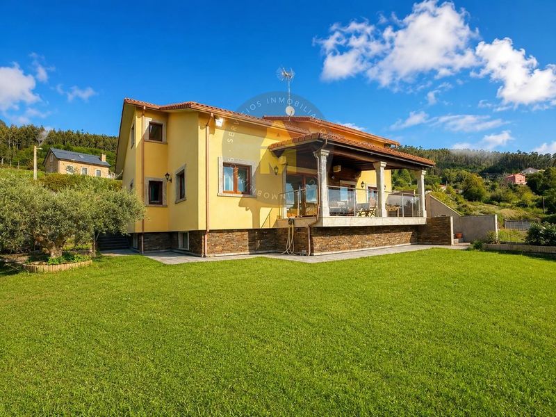 Casa en venta Cedeira, A Coruña. Ref: 13582. AM Inmobiliaria Galicia