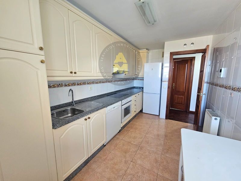 Dúplex en alquiler Narón, A Coruña. Ref: 13769. AM Inmobiliaria Galicia