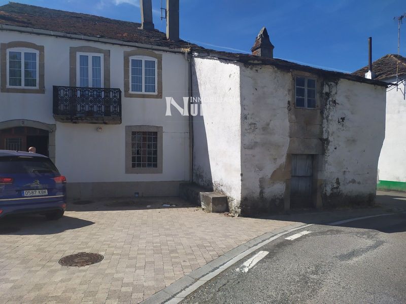 Casa en venta Outeiro de Rei, Lugo. Ref: 1037. Inmobiliaria Nubeiro