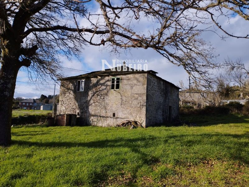 Casa en venta Lugo. Ref: 1157. Inmobiliaria Nubeiro