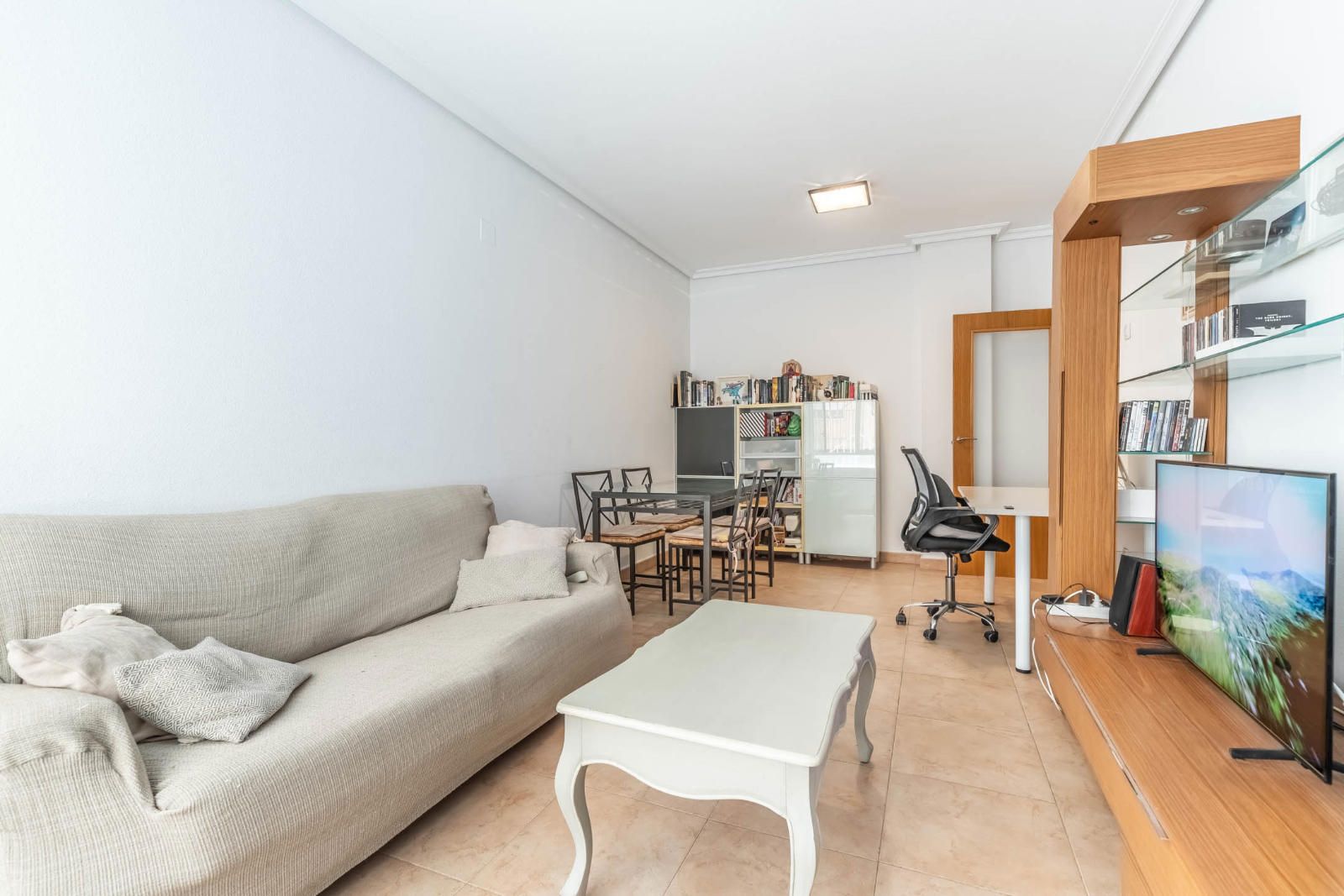 Piso en venta en Calle Aguas de Sax
