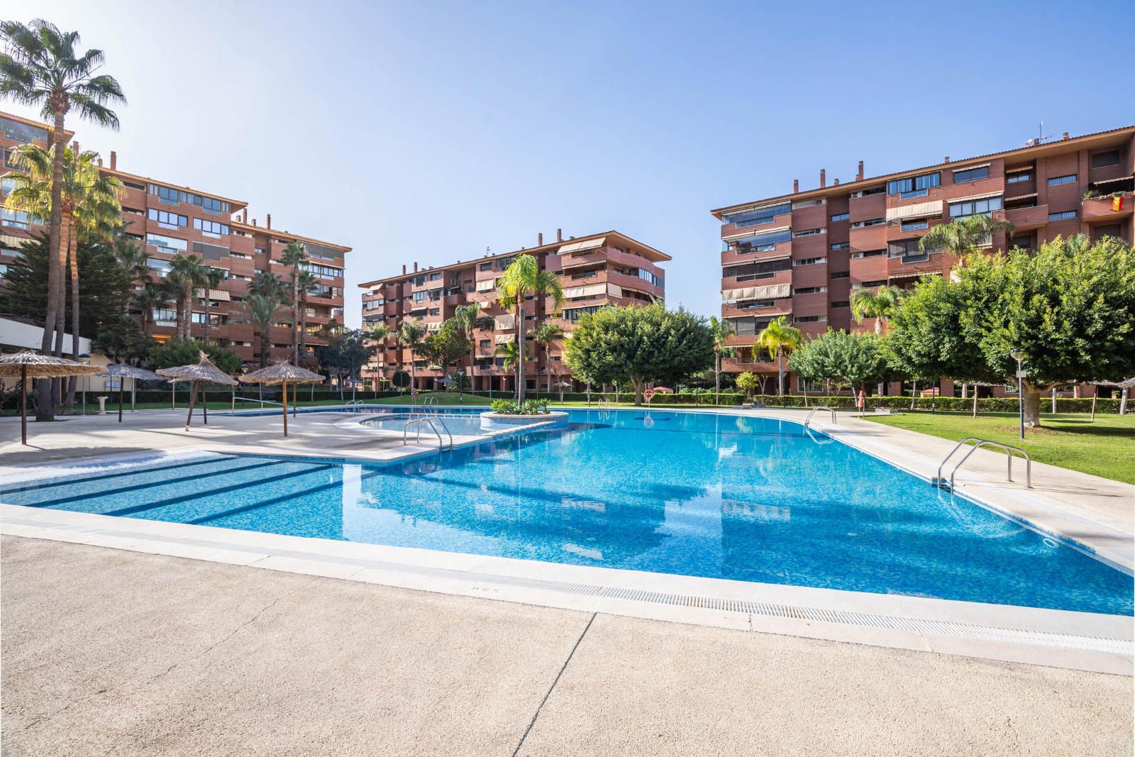 Dúplex à vendre à Calle Madre Teresa de Calcuta