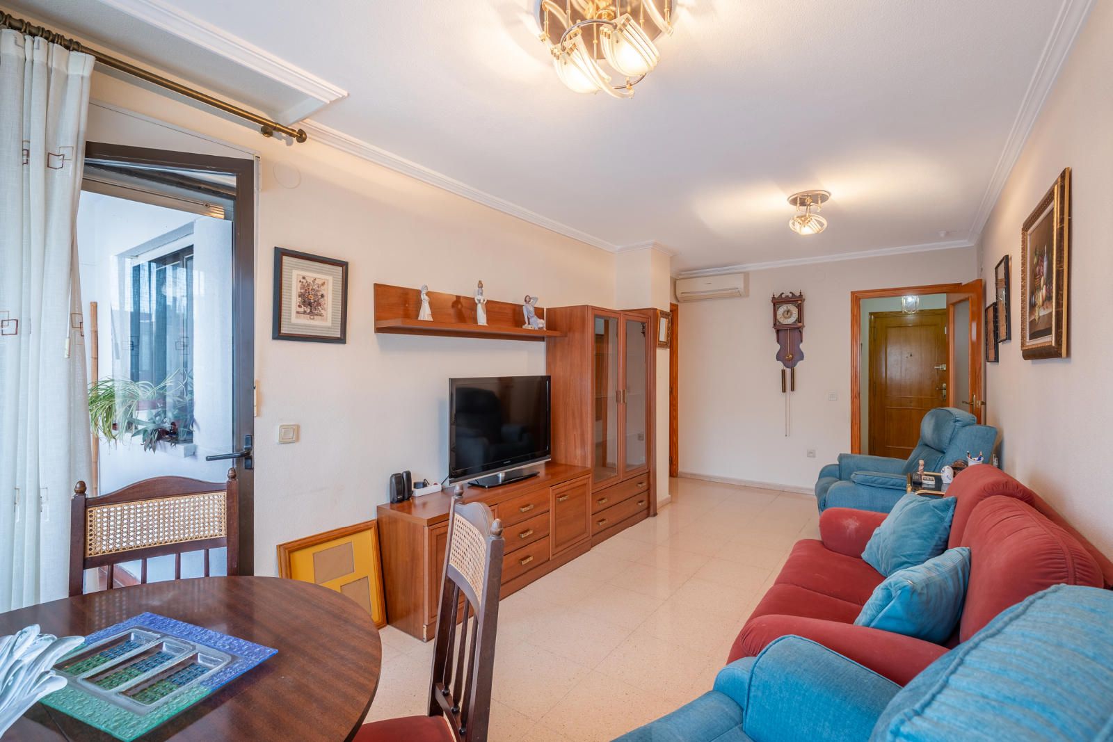 Piso en venta en Calle del Poeta Sansano