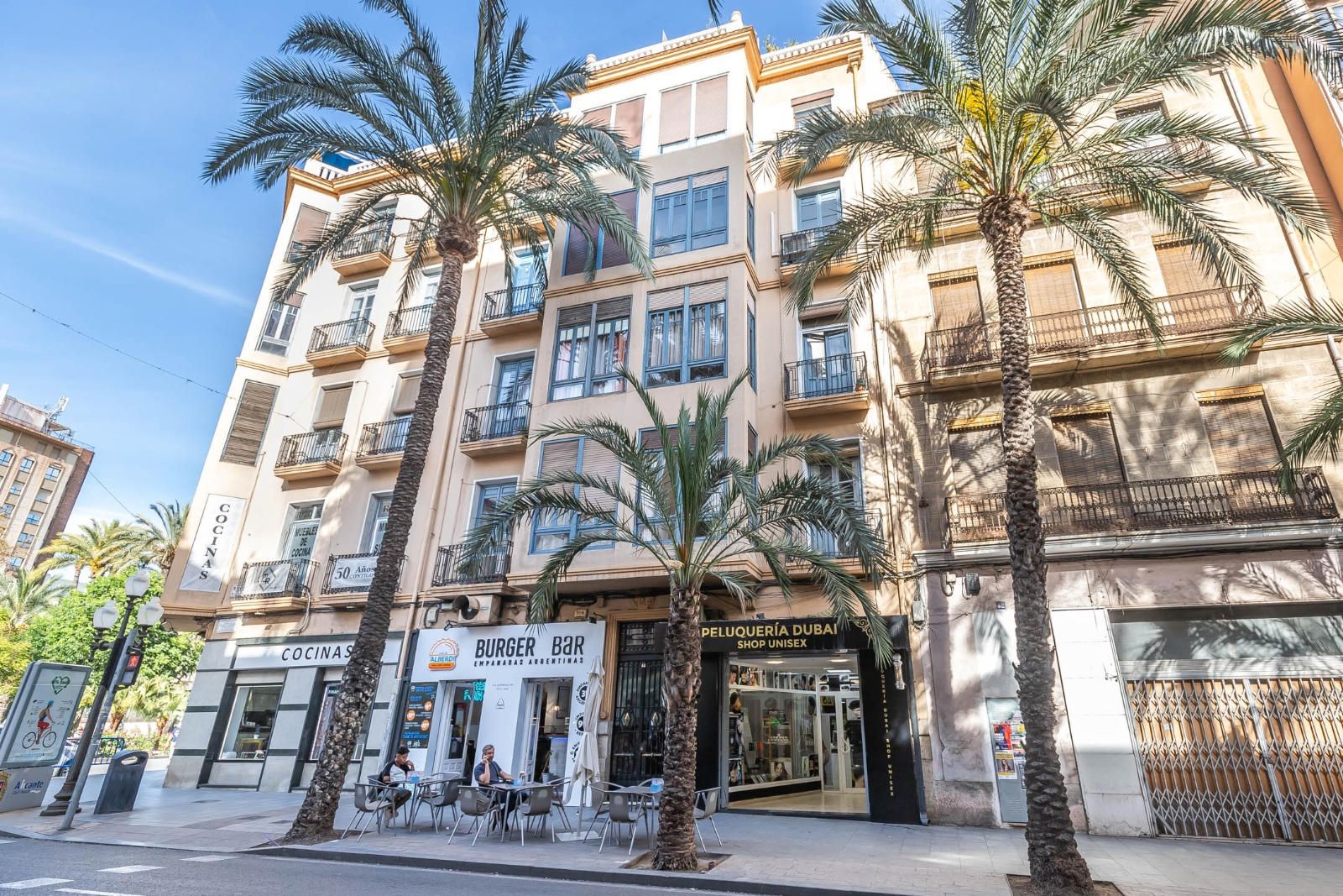 Piso en venta en Calle Calderón de la Barca