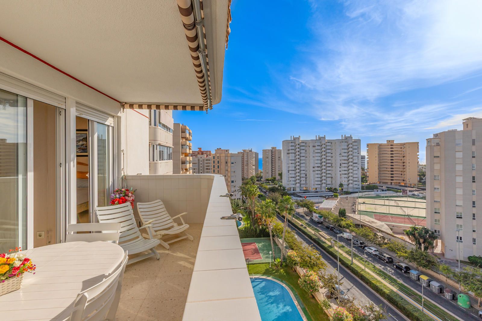 Piso zum Verkauf in Avenida Costa Blanca