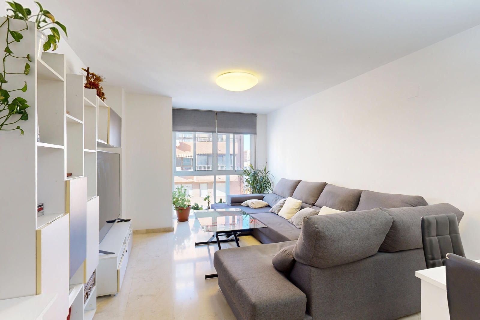 Piso en venta en Avenida Novelda