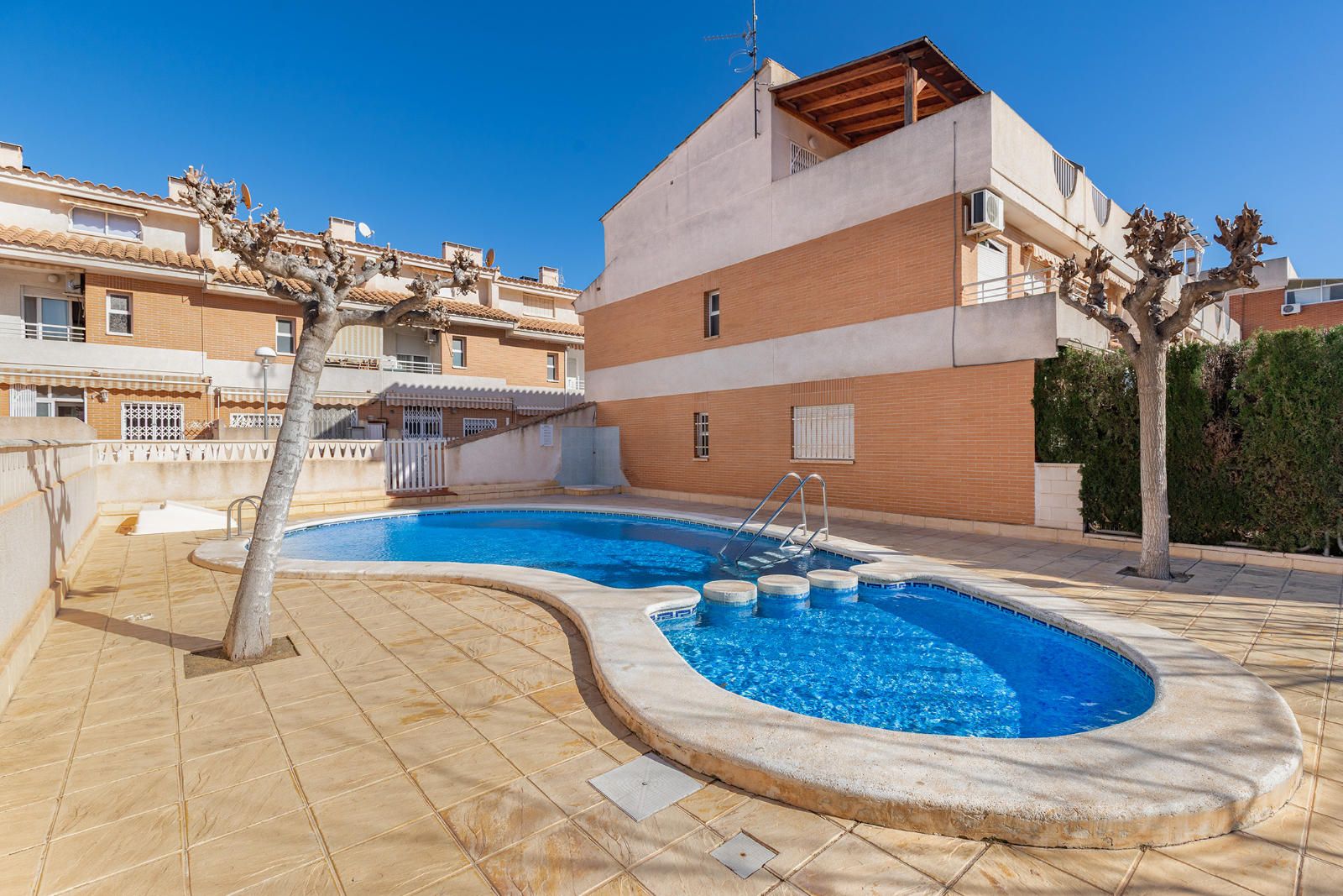Adosado à vendre à Calle Oriola