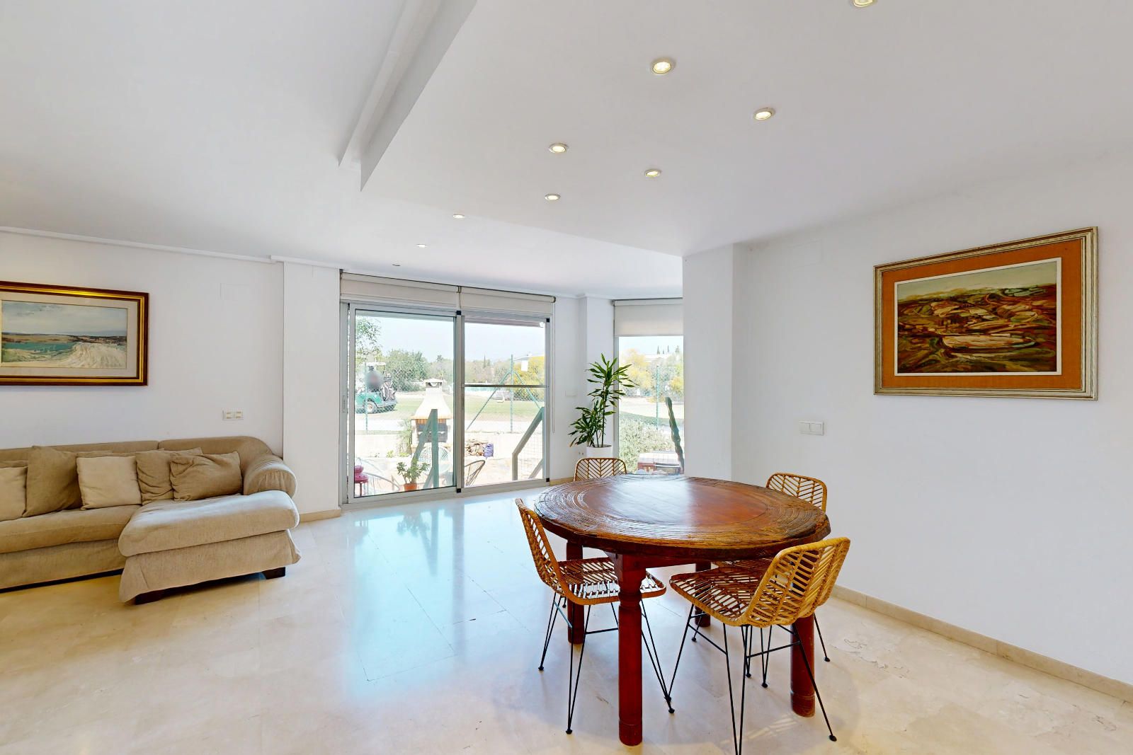 Adosado zum Verkauf in Calle Clara Campoamor