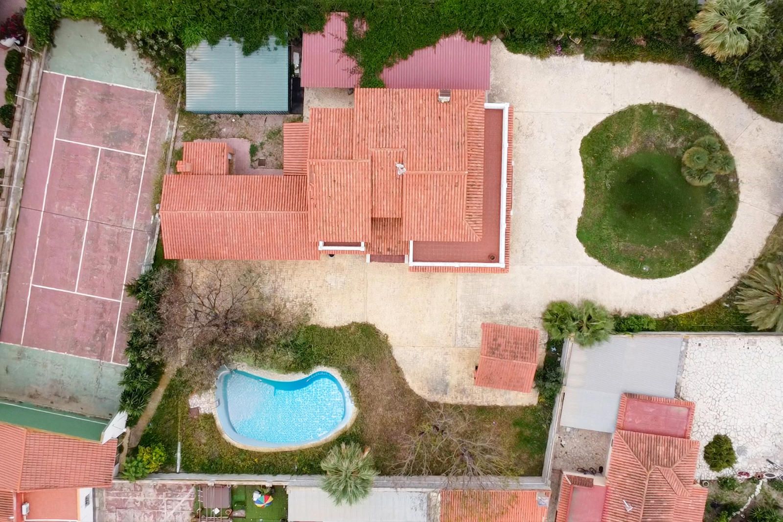 Chalets Independient en venta en Calle Migjorn miniatura 2