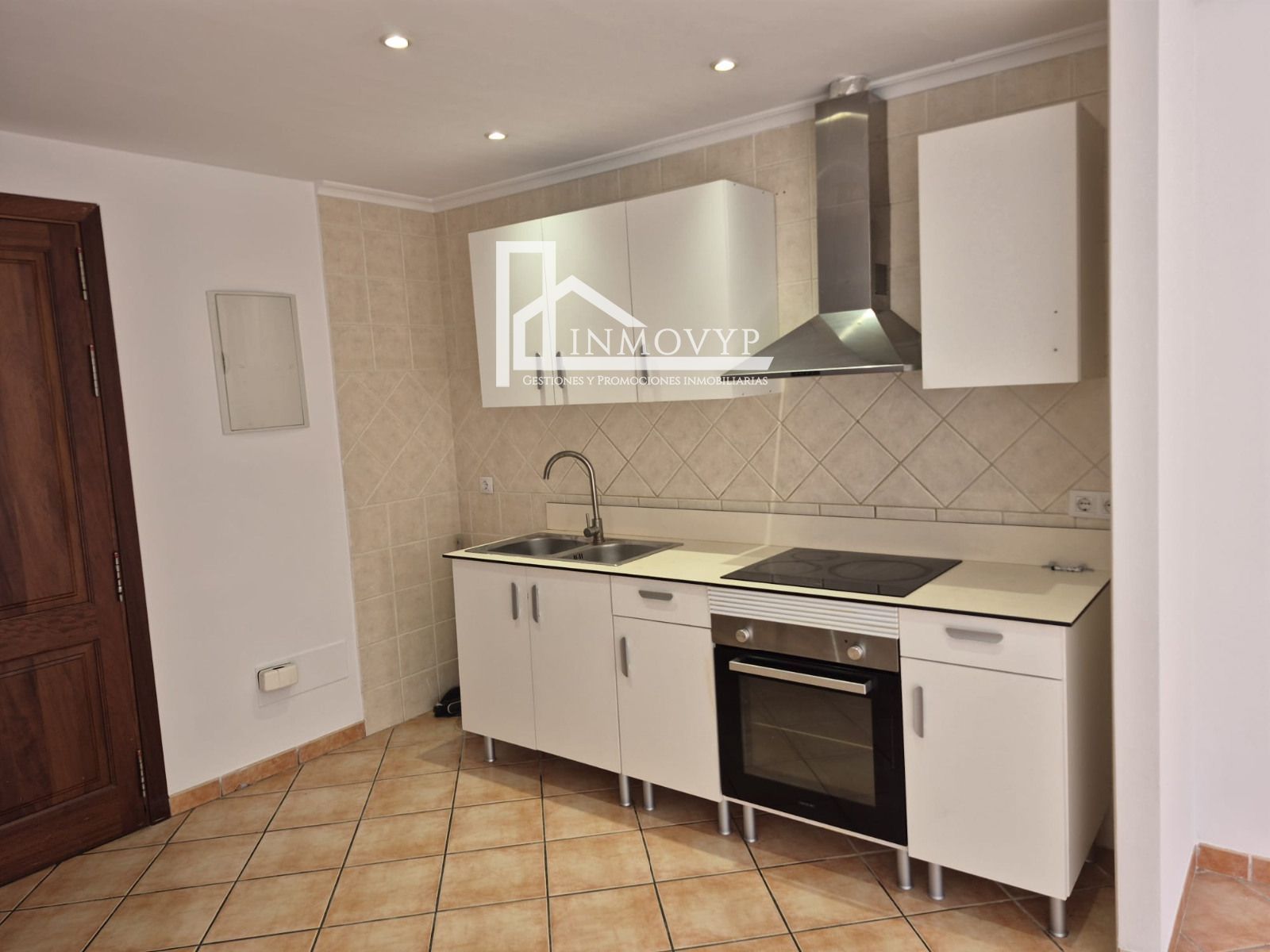Duplex for rent Sineu, Baleares. Ref: 2498. Inmovyp